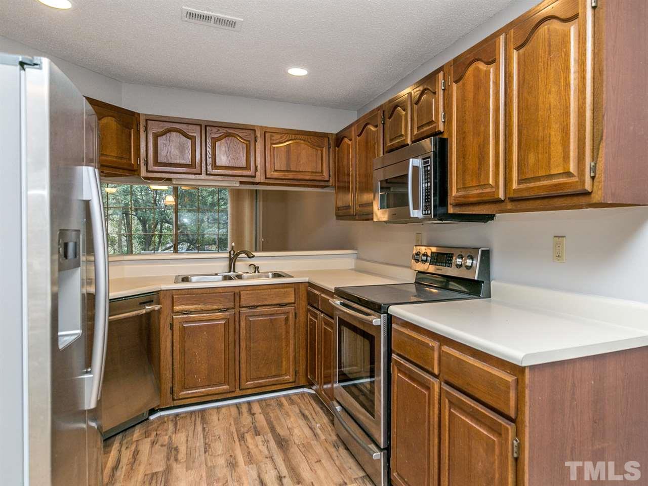 8341 Hempshire Place, Unit 102 Raleigh, NC 27613 - Photo 4 of 17