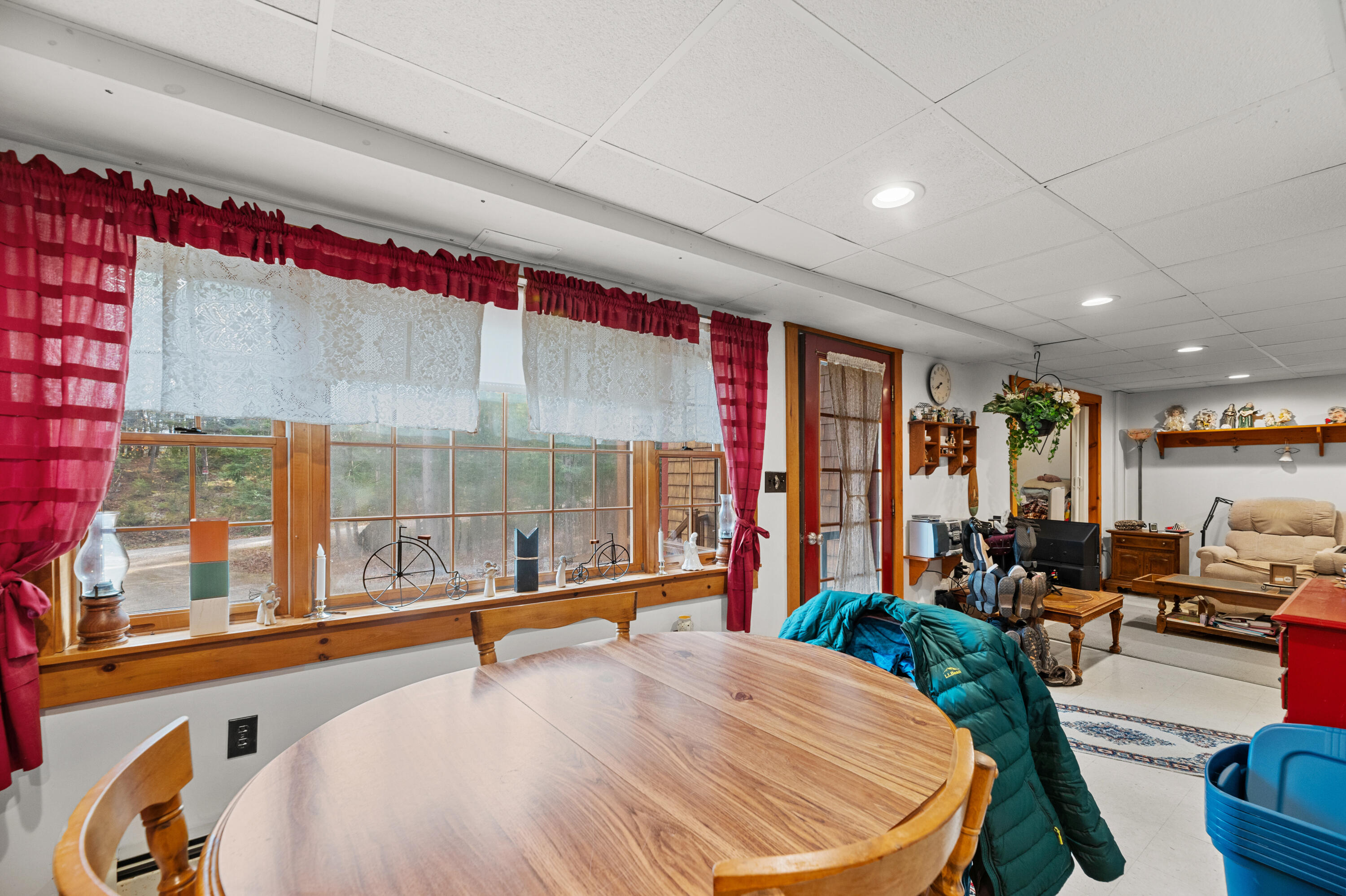 91 Lord Road Westport Island, ME 04578 - Photo 31 of 39 36