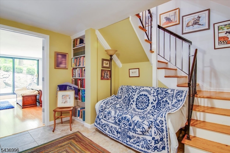 181 Long Hill Road Little Falls, NJ 07424 - Photo 7 of 19