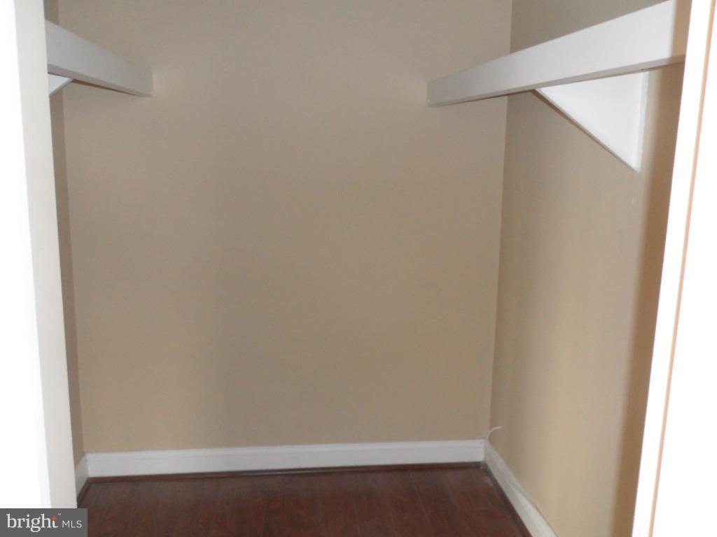 4600 Duke Street, Unit 617 Alexandria, VA 22304 - Photo 6 of 10 Interior (General)