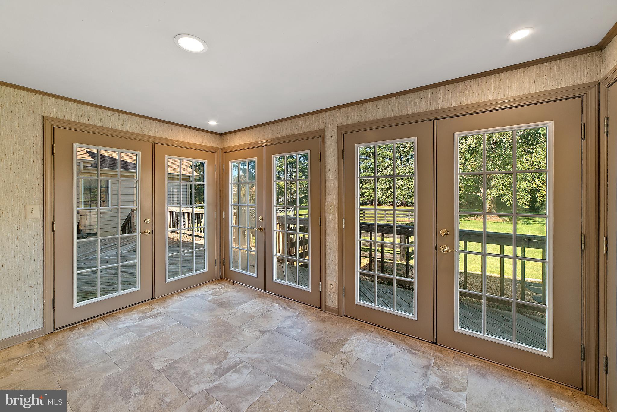 4794 Dumfries Road Catlett, VA 20119 - Photo 3 of 22 Gallery Image 3