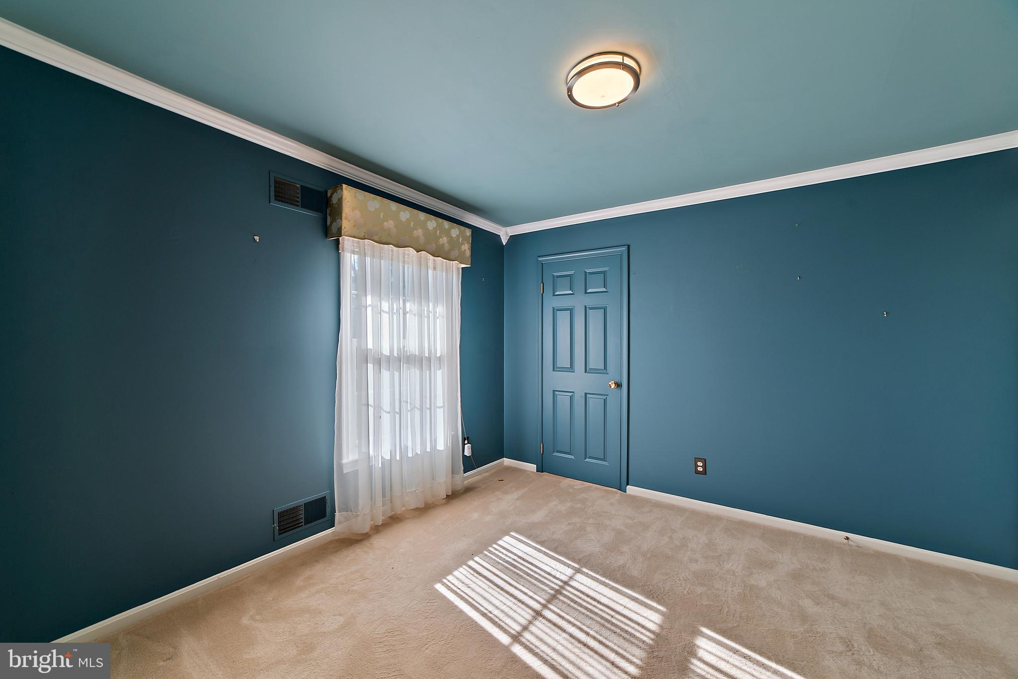 4794 Dumfries Road Catlett, VA 20119 - Photo 4 of 22 Gallery Image 4