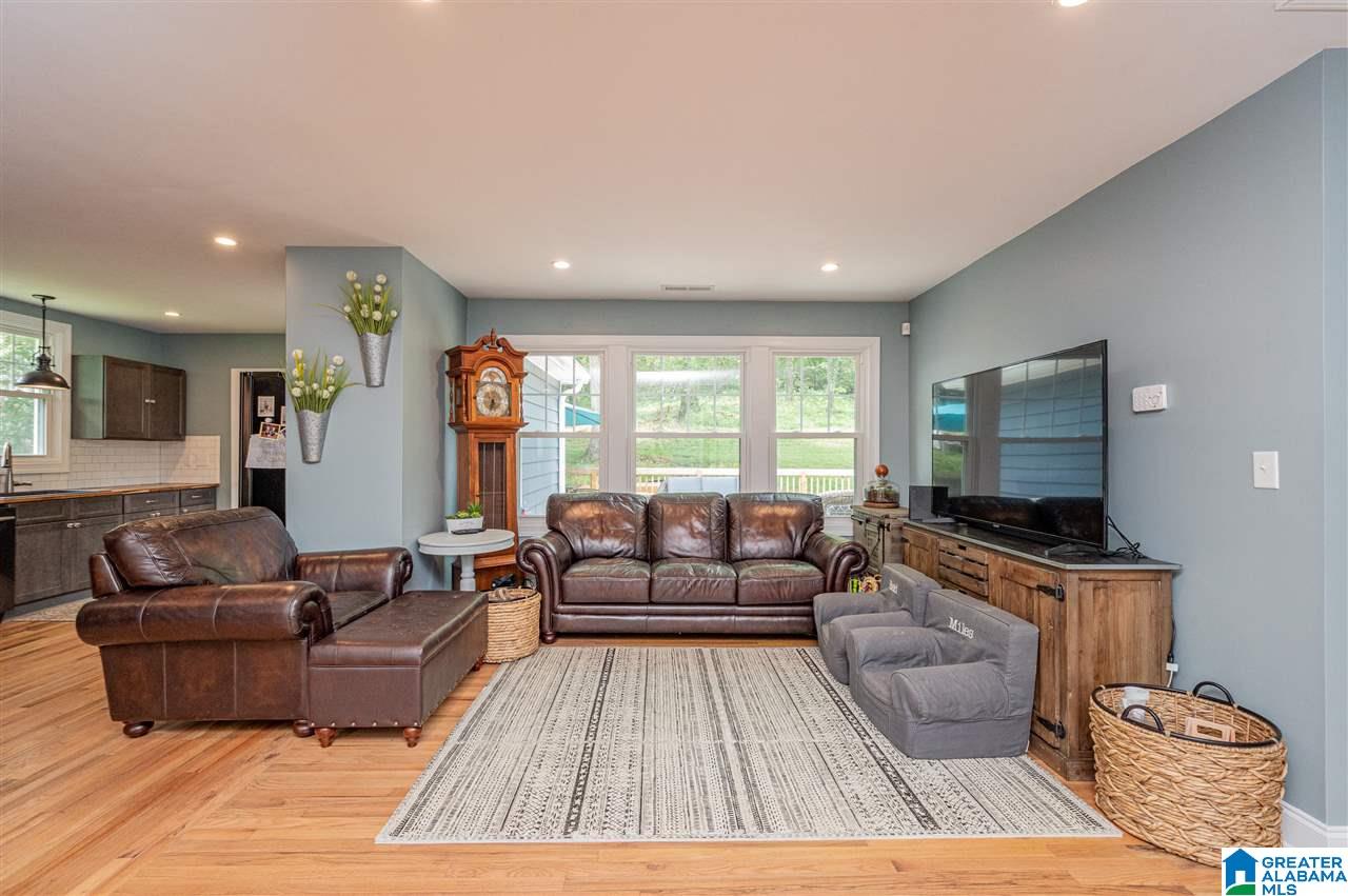 6702 Liberty Road Pinson, AL 35126 - Photo 4 of 41