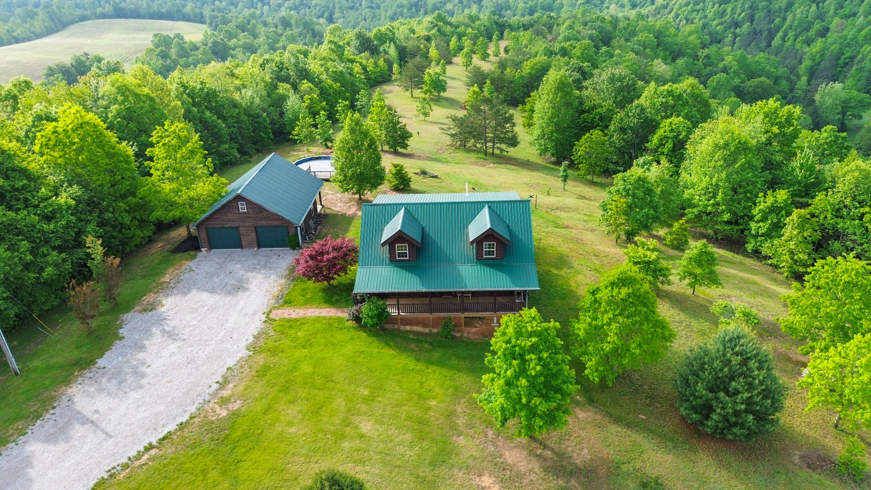180 Scenic Rdg Road Pine Knot, KY 42635 - Photo 4 of 73 006