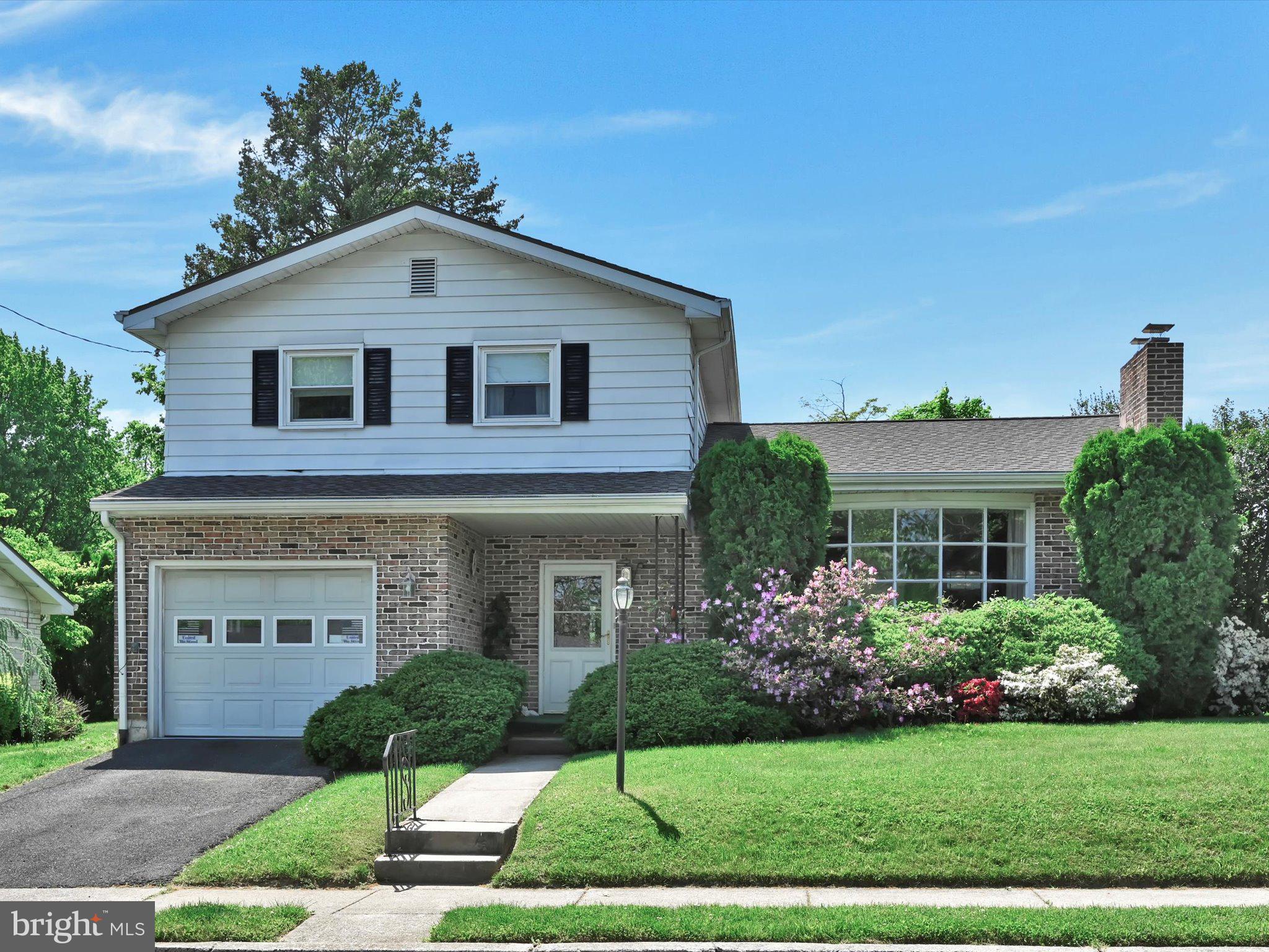 1109 Commonwealth Boulevard Reading, PA 19607 - Photo 1 of 32