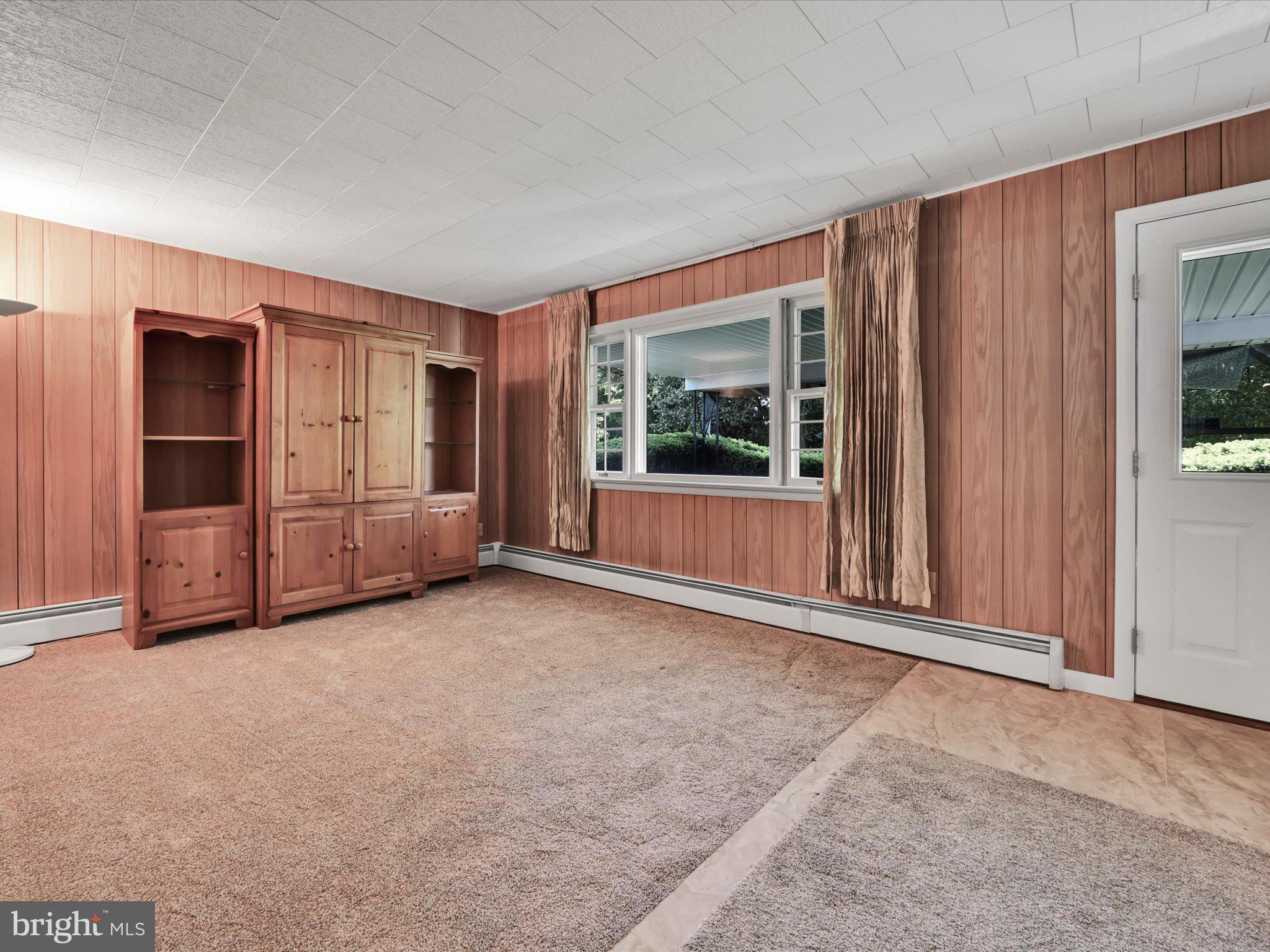 1109 Commonwealth Boulevard Reading, PA 19607 - Photo 14 of 32