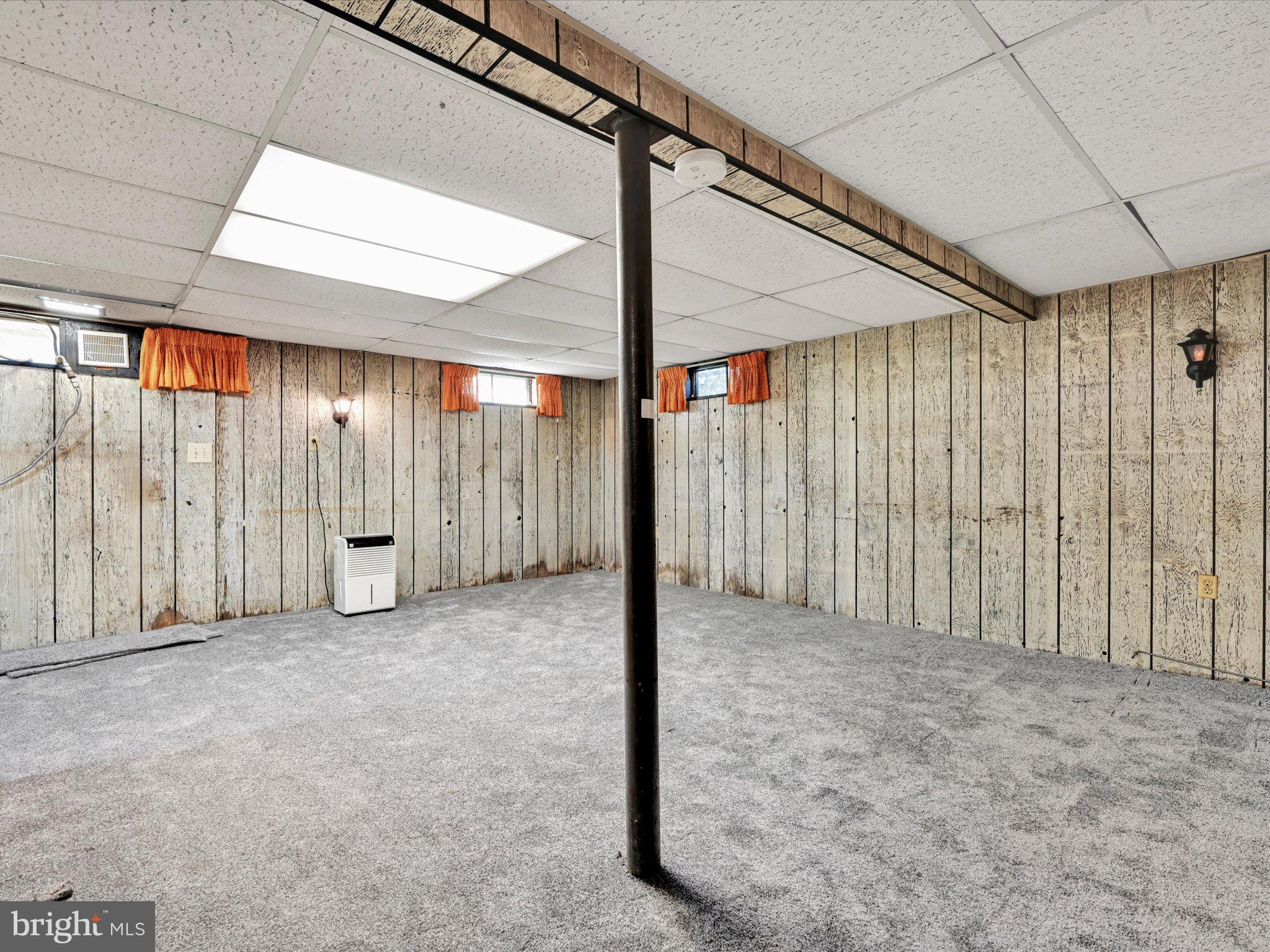 1109 Commonwealth Boulevard Reading, PA 19607 - Photo 25 of 32