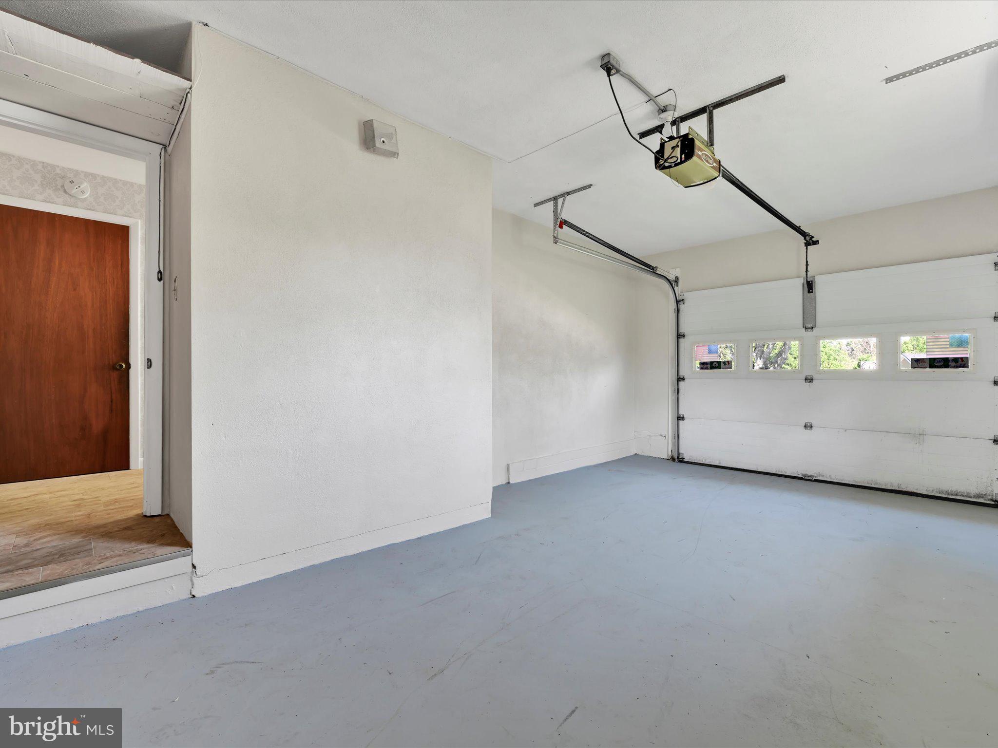 1109 Commonwealth Boulevard Reading, PA 19607 - Photo 27 of 32