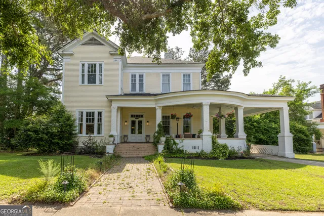 $550,000 | 326 North Dooly Street, Montezuma, GA 31063