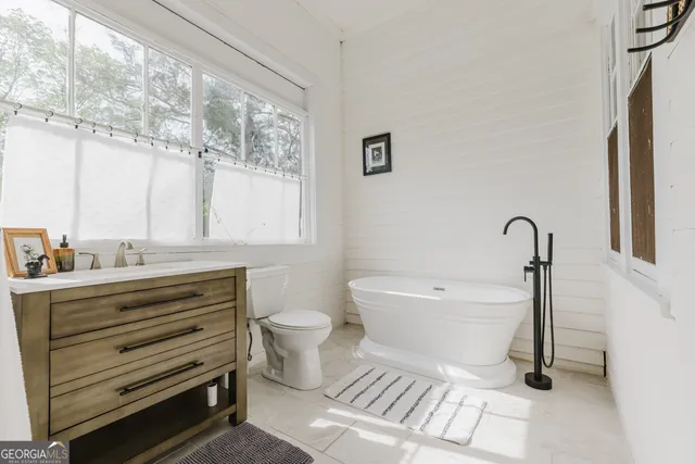 $550,000 | 326 North Dooly Street, Montezuma, GA 31063