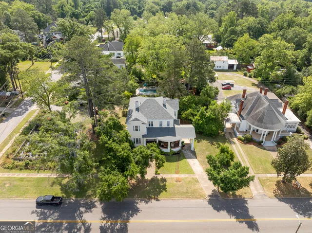 $550,000 | 326 North Dooly Street, Montezuma, GA 31063