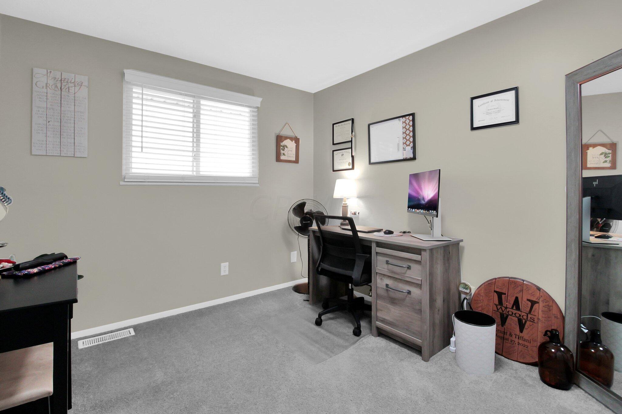 1853 Brookfield Road Columbus, OH 43229 - Photo 11 of 25 11-web-or-mls-1853-brookfield-rd