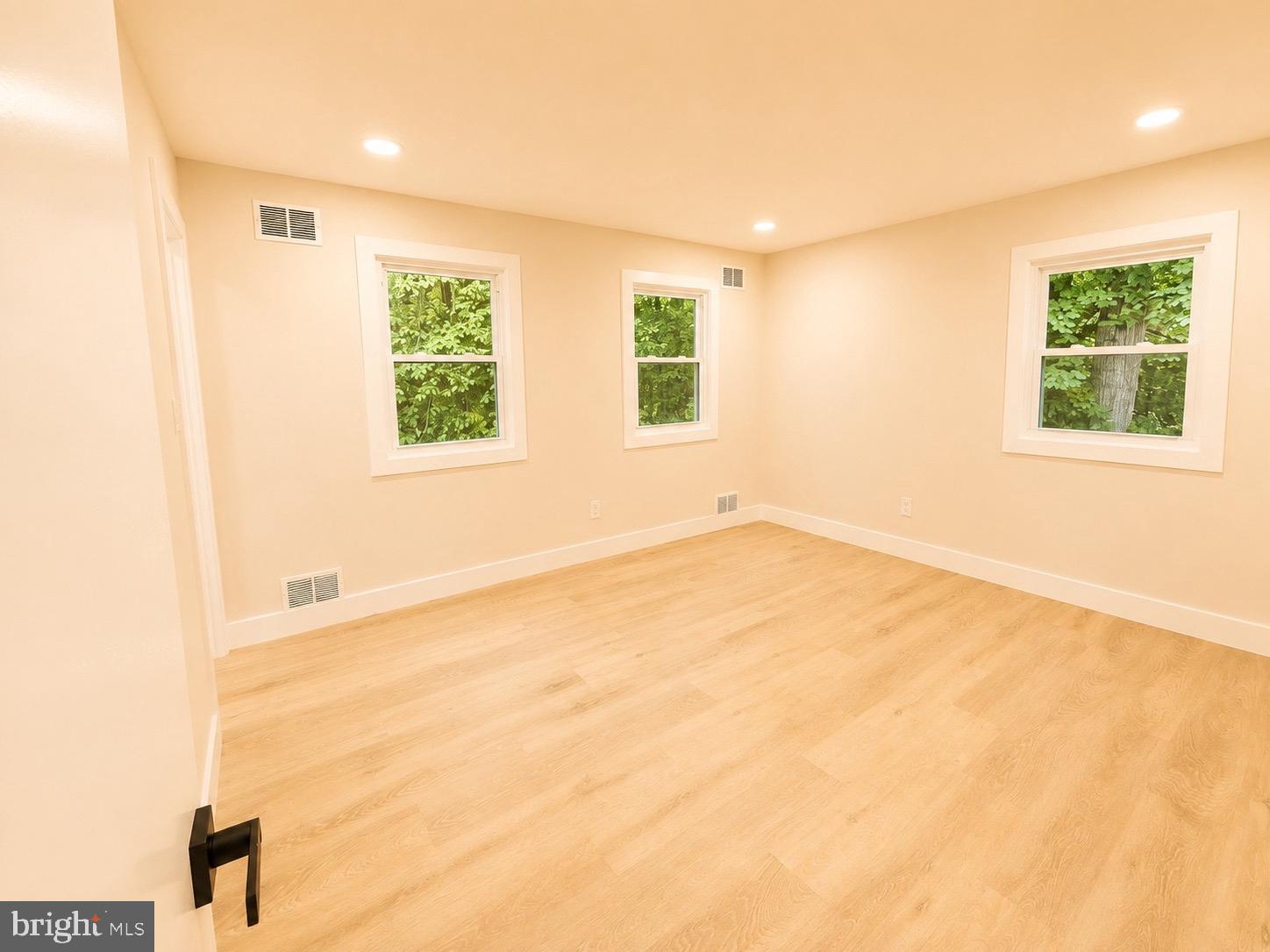 12009 Vale Road Oakton, VA 22124 - Photo 47 of 83 Gallery Image 47