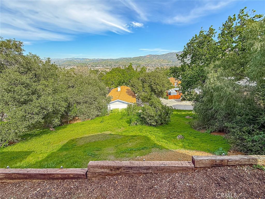 1059 Alta Vista Road Simi Valley, CA 93063 - Photo 26 of 30