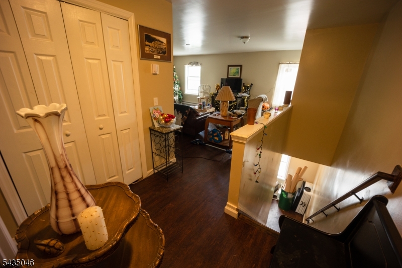 302 Front Street Belvidere, NJ 07823 - Photo 11 of 21
