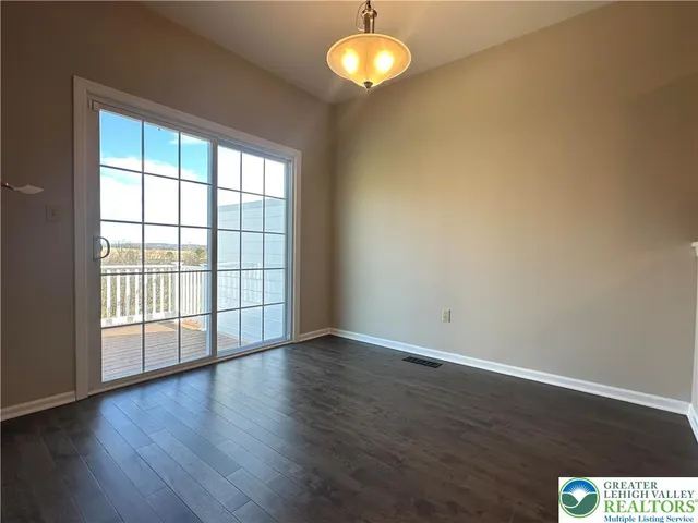 $424,900 | 117 Willow Drive, Easton, PA 18045