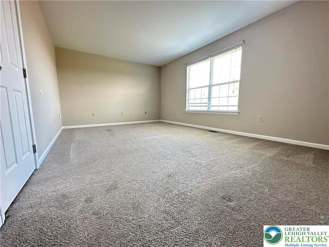 $424,900 | 117 Willow Drive, Easton, PA 18045