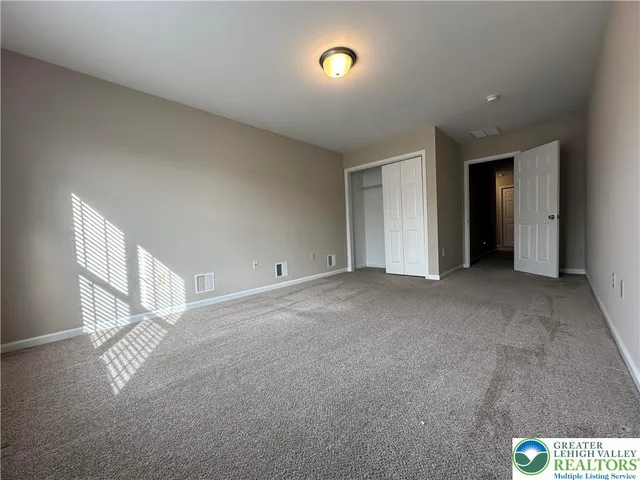 $424,900 | 117 Willow Drive, Easton, PA 18045