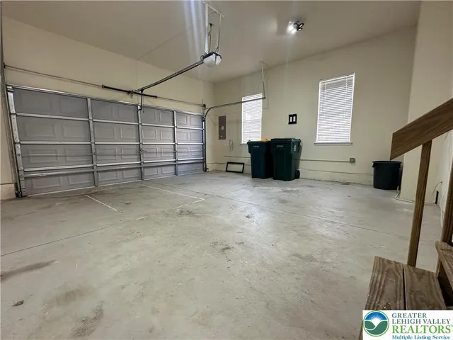 $424,900 | 117 Willow Drive, Easton, PA 18045