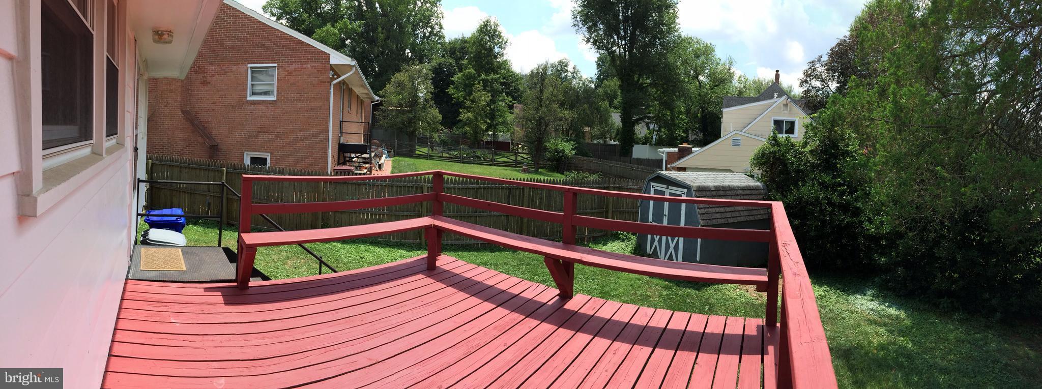 9014 3rd Avenue Silver Spring, MD 20910 - Photo 23 of 25 deck facing fenced yard