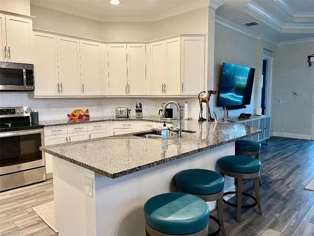 $9,500 | 6907 Cay Court, Naples, FL 34113