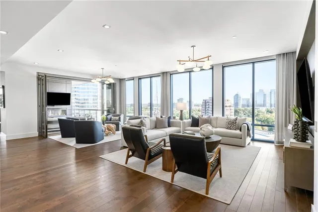 $3,095,000 | 3107 Peachtree Road Northeast, Unit 1402, Atlanta, GA 30305