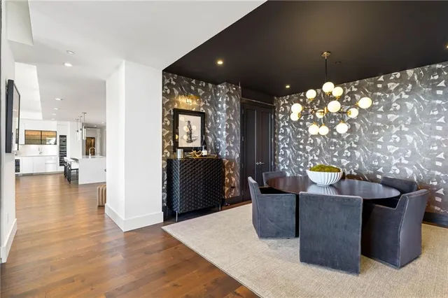 $3,095,000 | 3107 Peachtree Road Northeast, Unit 1402, Atlanta, GA 30305