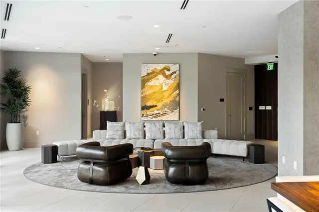 $3,095,000 | 3107 Peachtree Road Northeast, Unit 1402, Atlanta, GA 30305