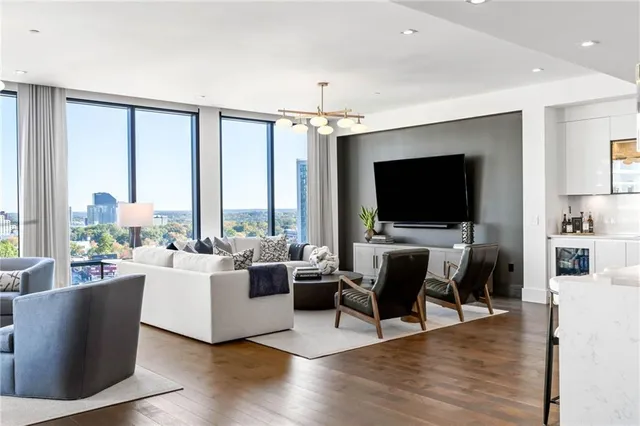$3,095,000 | 3107 Peachtree Road Northeast, Unit 1402, Atlanta, GA 30305