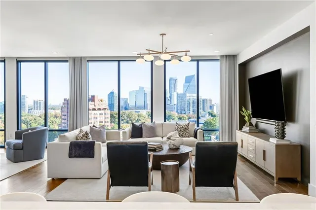 $3,095,000 | 3107 Peachtree Road Northeast, Unit 1402, Atlanta, GA 30305