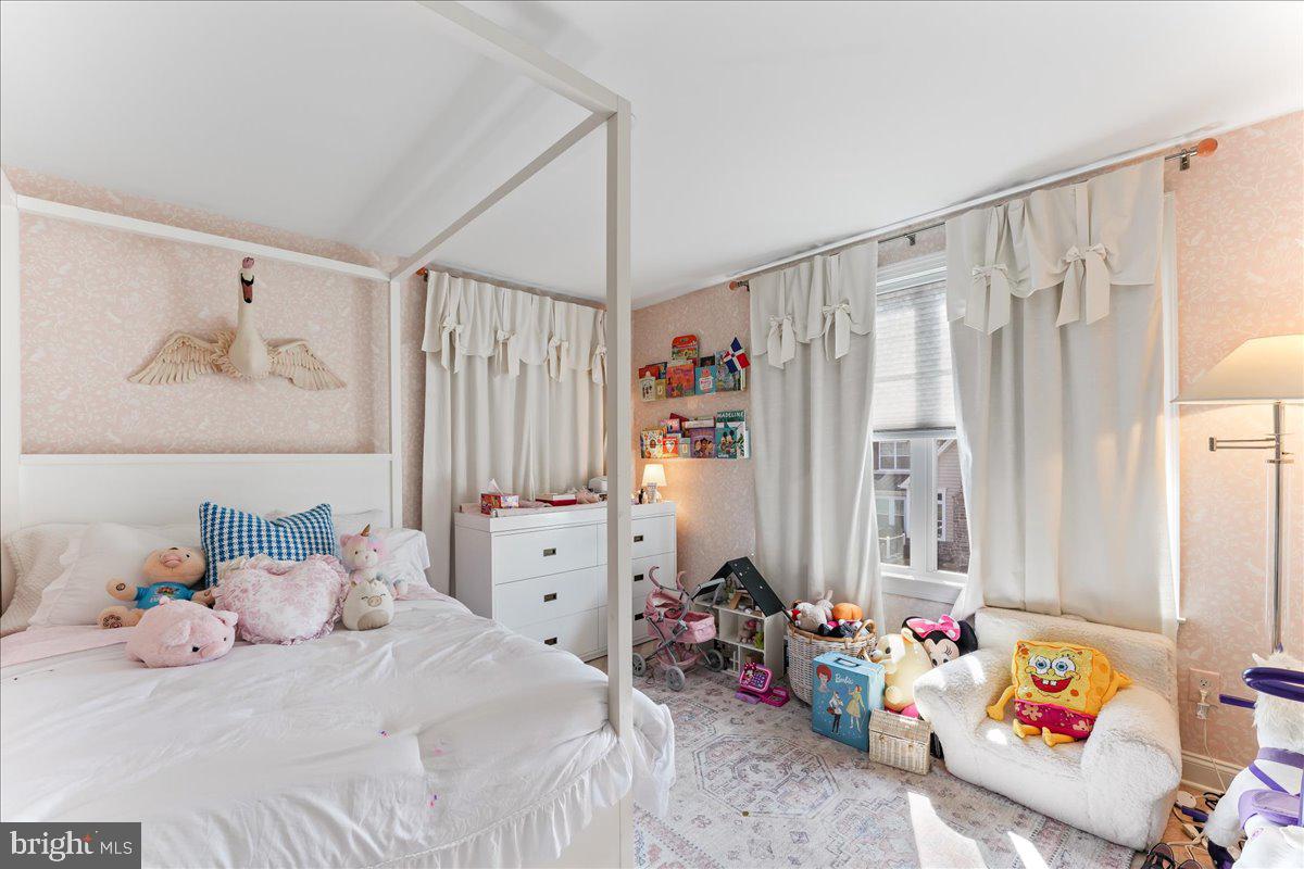 1202 Summit Drive Royersford, PA 19468 - Photo 21 of 35 a bedroom with a bed and a window