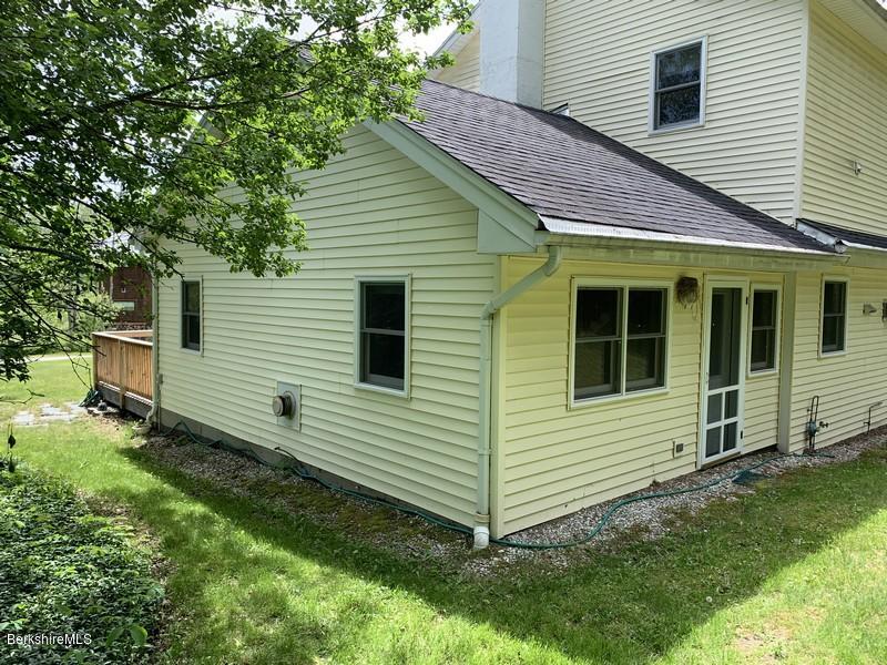 13 Sargent Brook Road Lenox, MA 01240 - Photo 8 of 37 IMG_5880