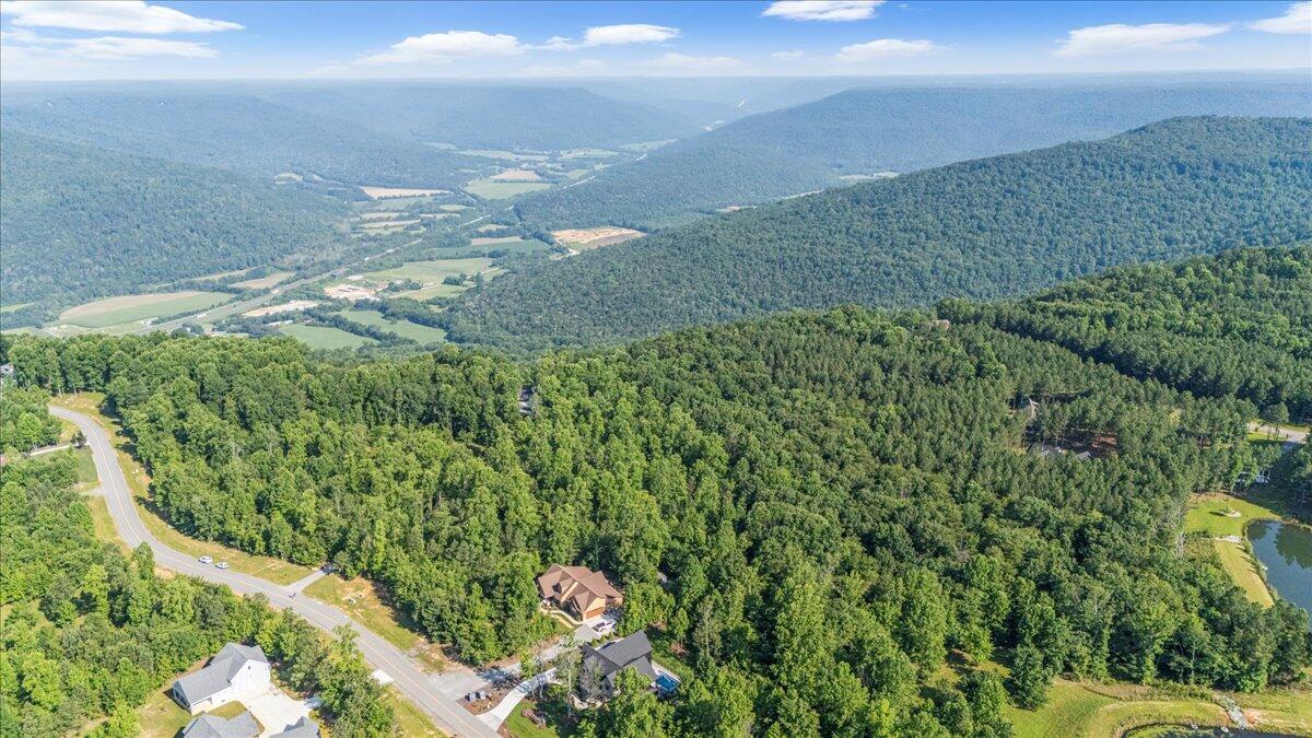 700 Cherokee Path, Unit JF275 Jasper, TN 37347 - Photo 3 of 15 09-DJI_20250624084627_0001_D