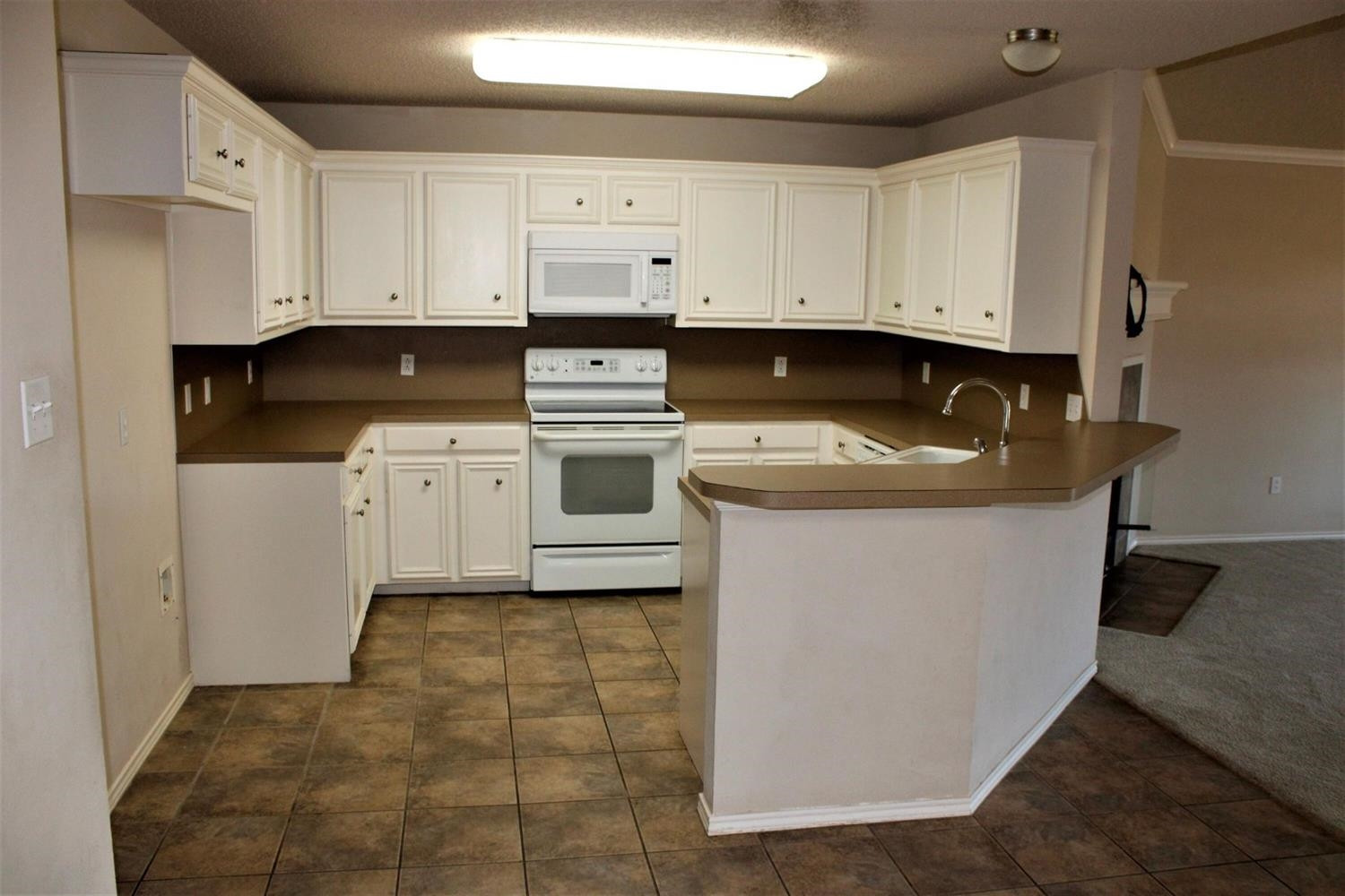 6505 8th Street Lubbock, TX 79416 - Photo 4 of 17 Photo 4