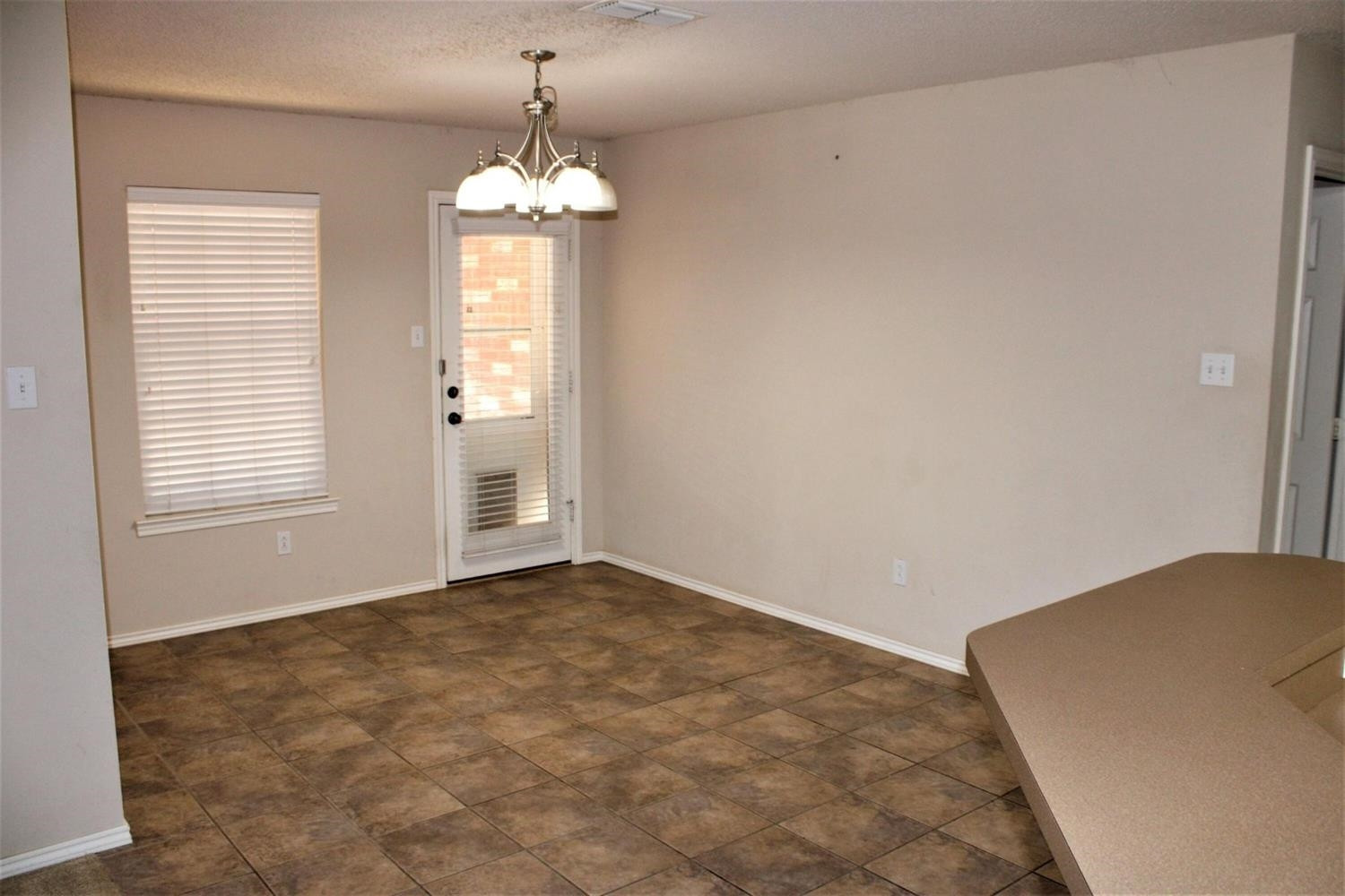 6505 8th Street Lubbock, TX 79416 - Photo 5 of 17 Photo 5