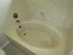 $129,000 | 1500 West Esplanade Avenue, Unit 39F, Kenner, LA 70065