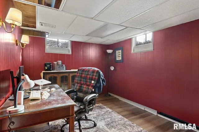 $370,000 | 158 Country Lake Road, Springfield, IL 62711