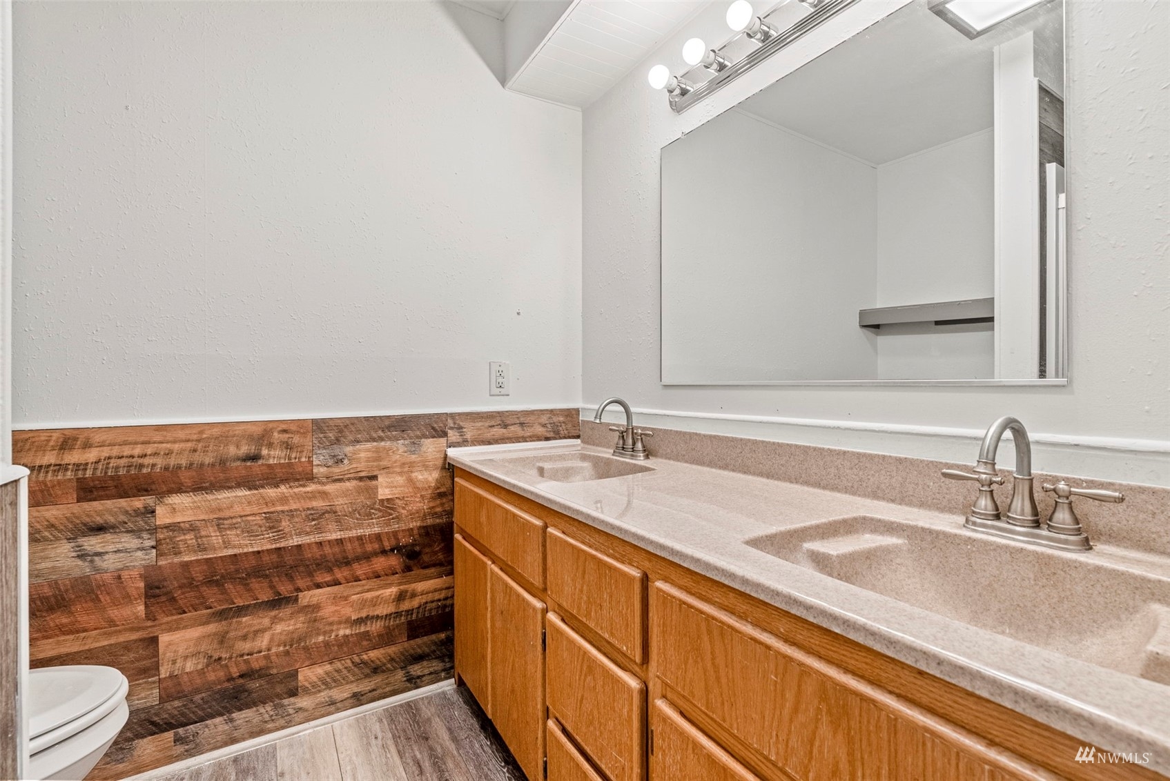 3139 Maple Street Longview, WA 98632 - Photo 11 of 19 Gallery Image 11