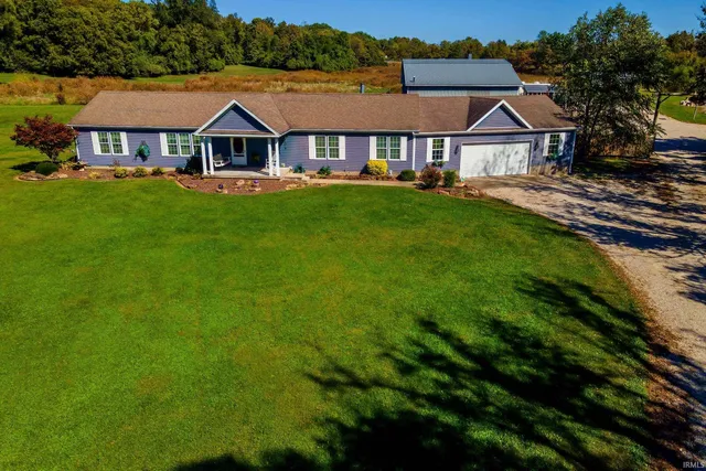 $369,900 | 1810 North Prullage Road, Vincennes, IN 47591