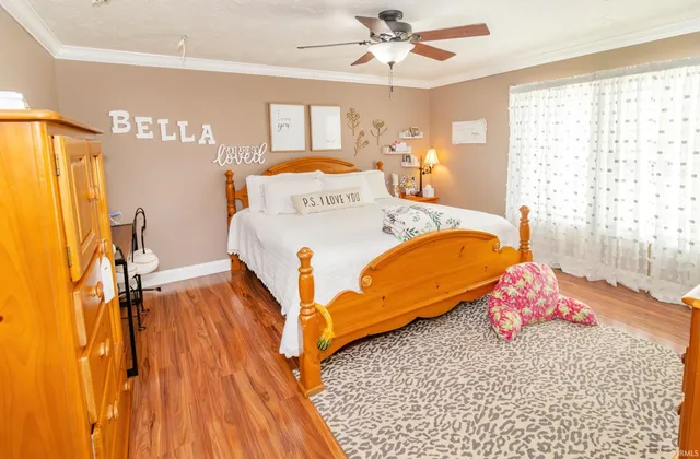 $369,900 | 1810 North Prullage Road, Vincennes, IN 47591