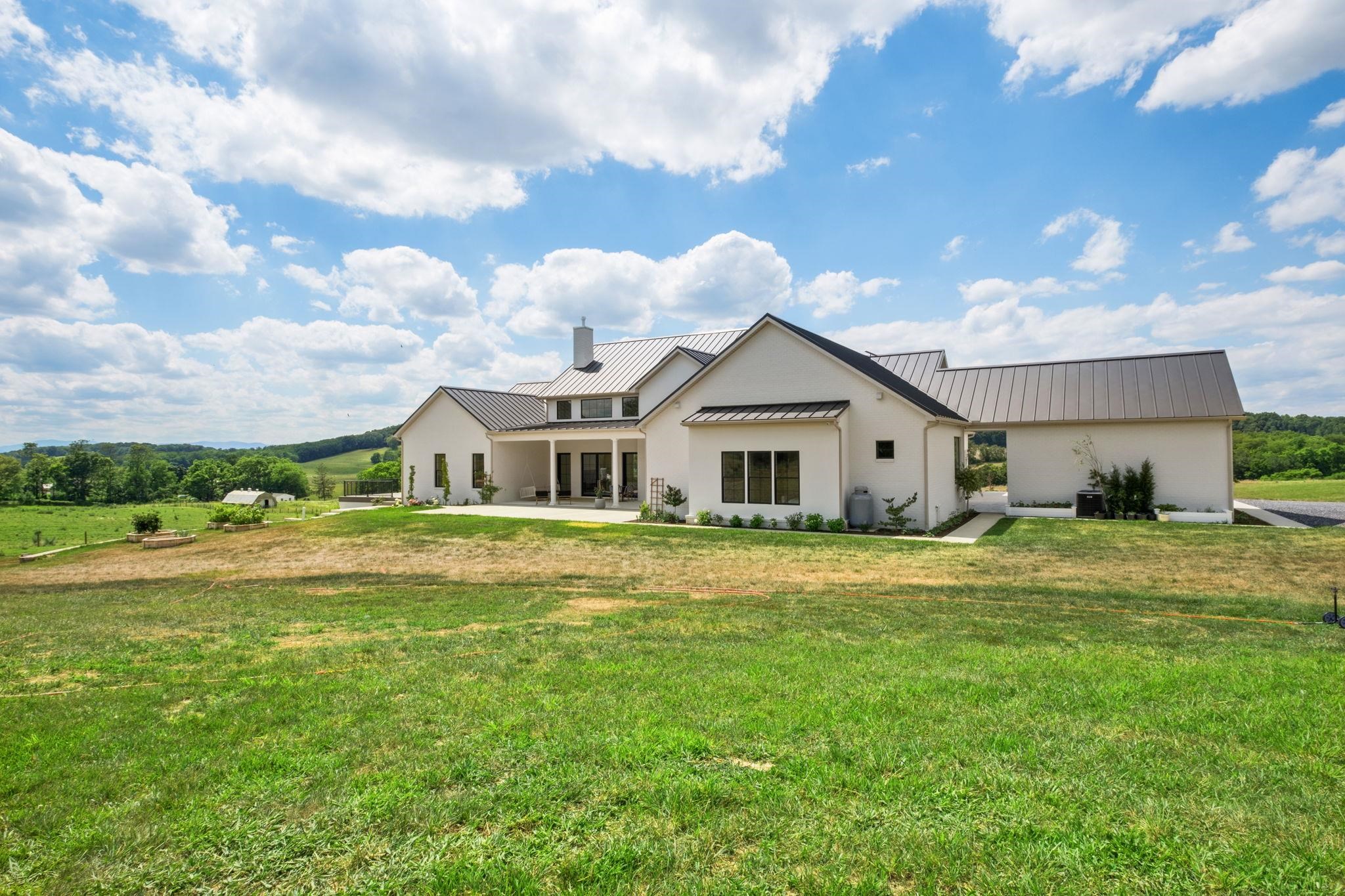 3961 Oak Ridge Road Mount Crawford, VA 22841 - Photo 5 of 72