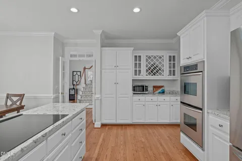 $725,000 | 107 Quarterpath, Cary, NC 27518