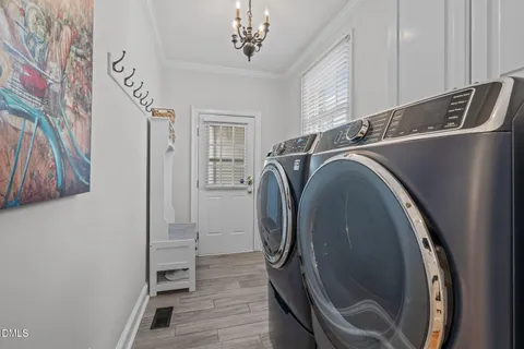 $725,000 | 107 Quarterpath, Cary, NC 27518