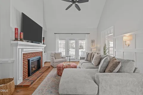 $725,000 | 107 Quarterpath, Cary, NC 27518