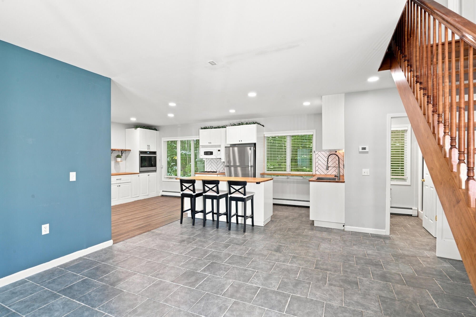 3156 Bowman Road Alanson, MI 49706 - Photo 6 of 68 Gallery Image 6