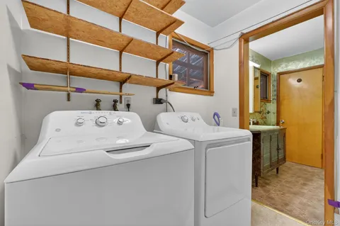$479,000 | 9 Alladin Court, Wappingers Falls, NY 12590