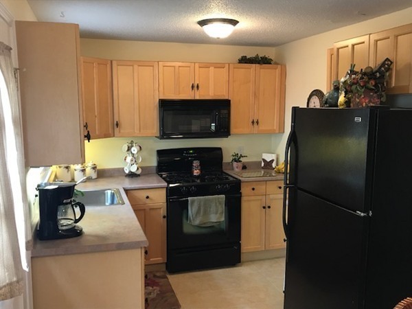 26 A Rockingham Street, Unit 9 Lowell, MA 01852 - Photo 17 of 21 Gallery Image 17