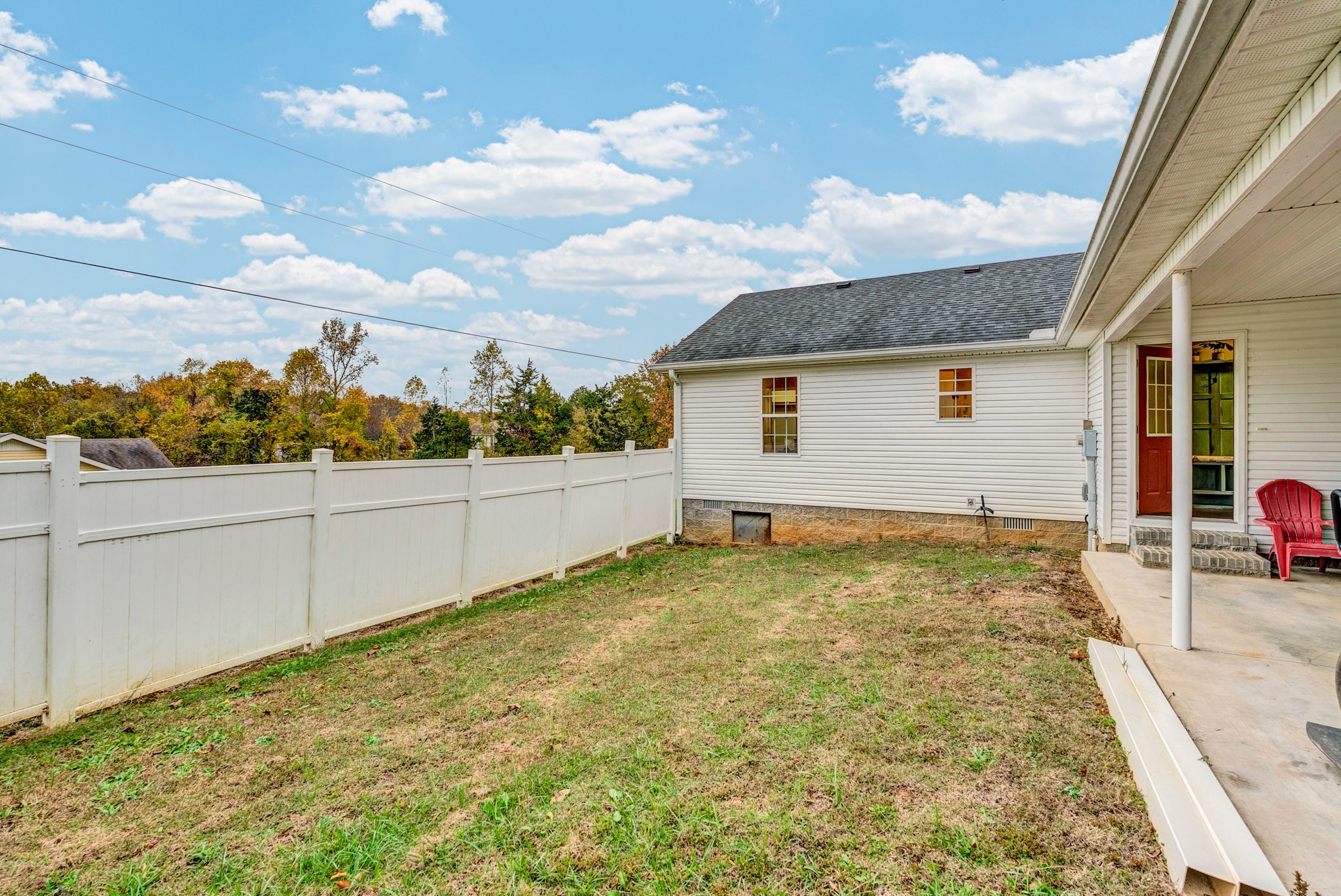 498 Bugger Ridge Road McMinnville, TN 37110 - Photo 7 of 22 a view of a backyard