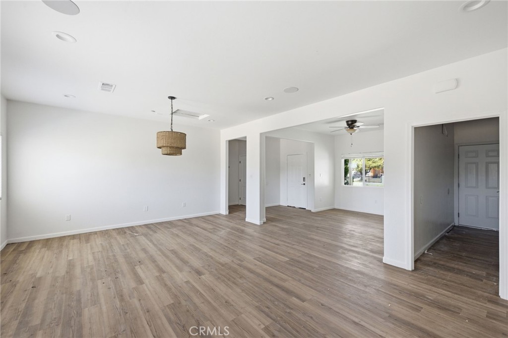 805 Lawson Road Bakersfield, CA 93307 - Photo 12 of 31
