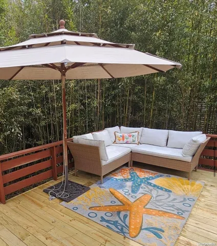 $6,000 | 892 Evergreen Walk, Ocean Beach, NY 11770